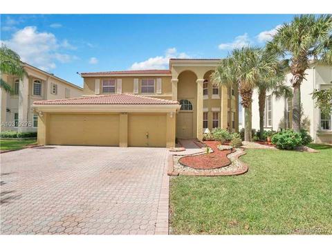 15818 SW 49th Ct