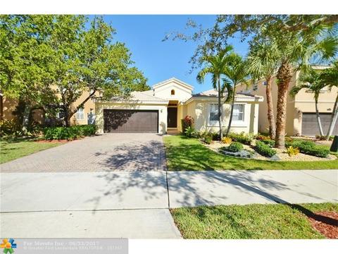 15818 SW 49th Ct