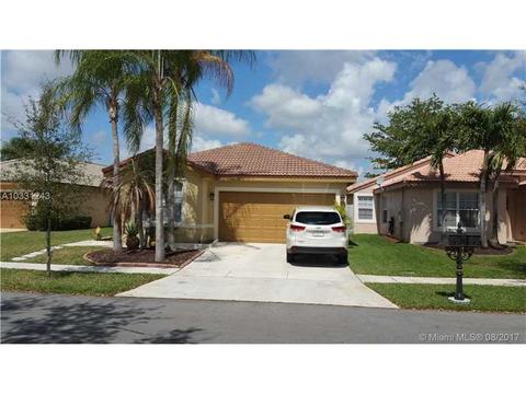 2266 SW 183 Ter