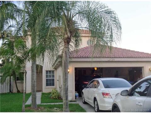 2266 SW 183 Ter