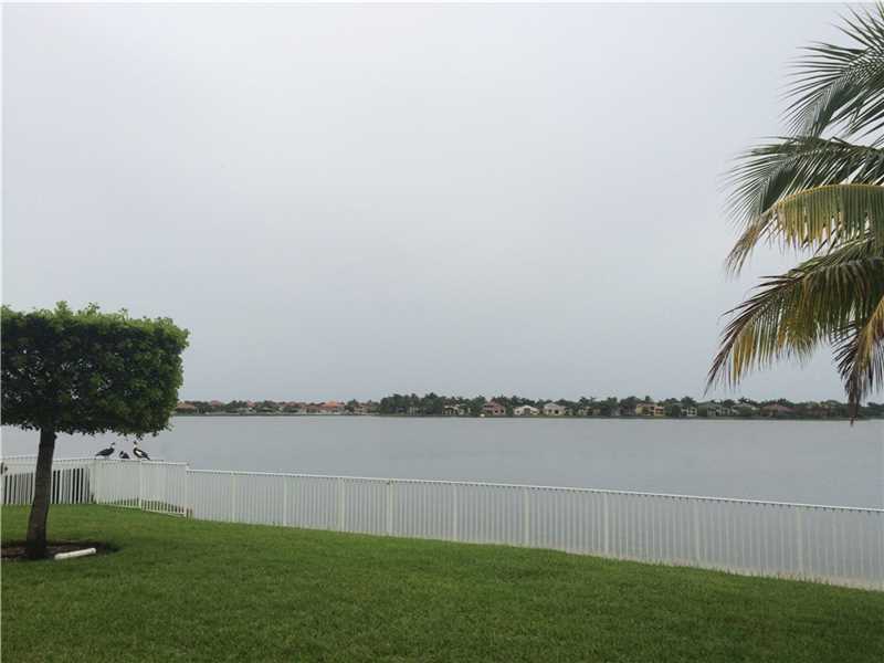 For Sale: 3901 SW 192nd Ter Hollywood, FL 33029