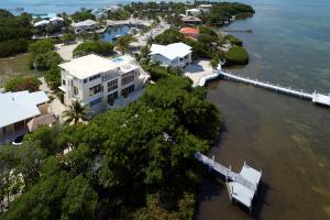341 Stirrup Key Blvd
