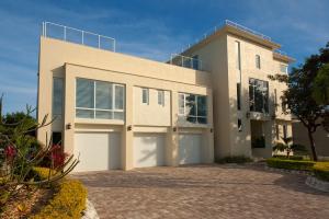 341 Stirrup Key Blvd