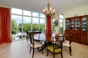 341 Stirrup Key Blvd