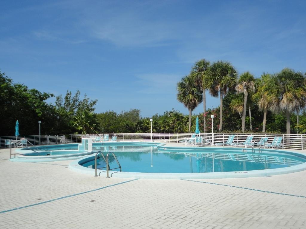 6101 Gulf Of Mexico Blvd #101