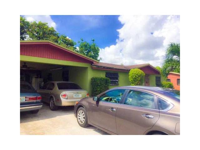 3240 NW 211th St