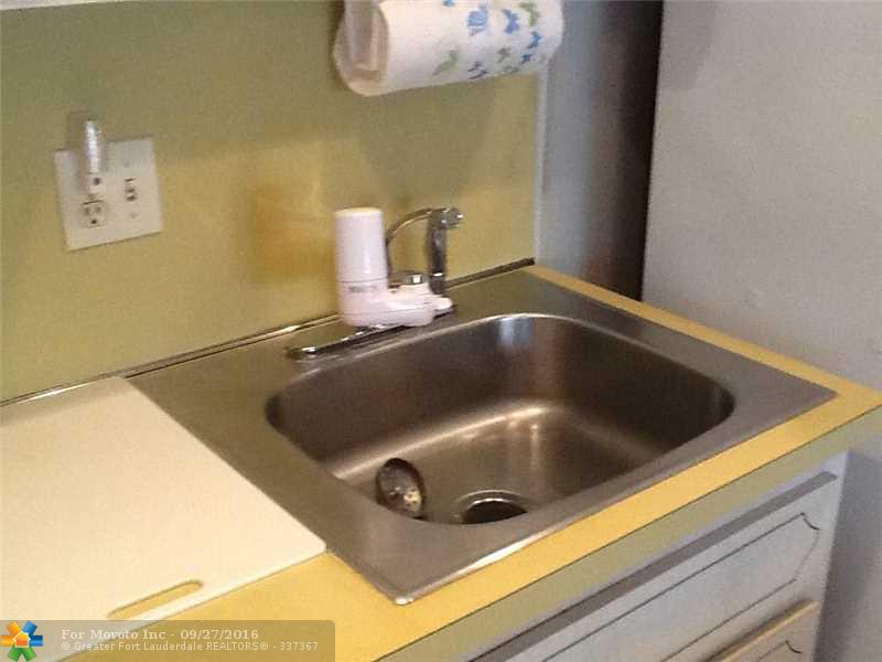 405 N Ocean Blvd #109