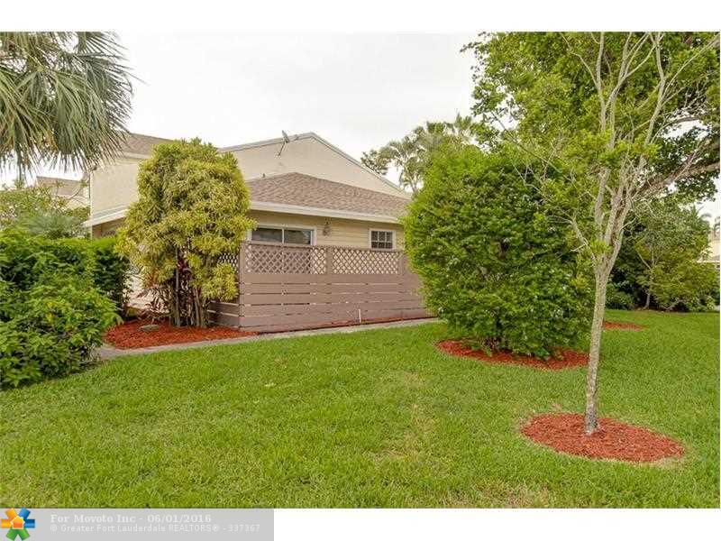 For Sale: 4960 N Hemingway Cir #APT 4960 Pompano Beach, FL 33063
