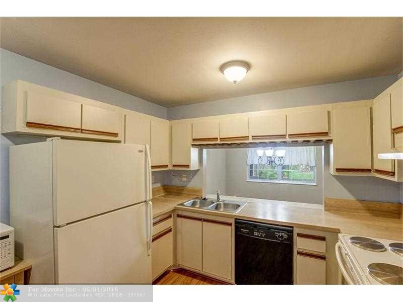 For Sale: 4960 N Hemingway Cir #APT 4960 Pompano Beach, FL 33063