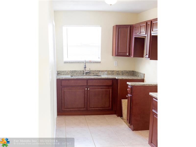 3611 NE 14th Ave, Pompano Beach FL 33064