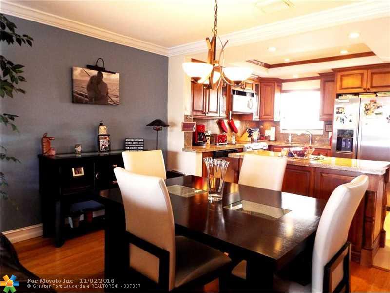 2401 NE 36th St #204