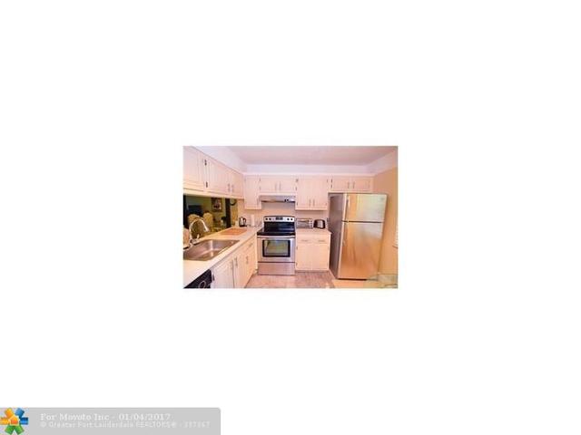 3860 NW 4th Ct