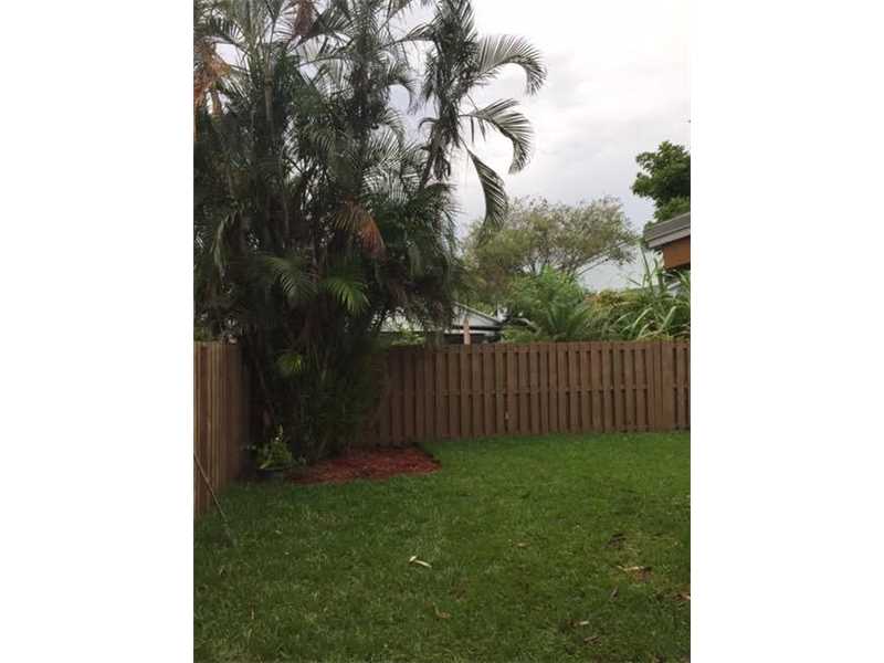 1911 NW 35th Ave