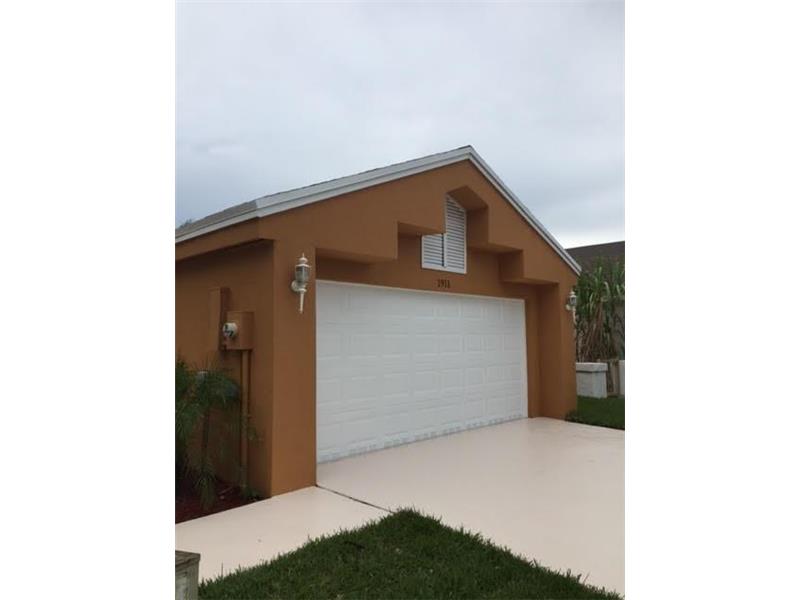 1911 NW 35th Ave
