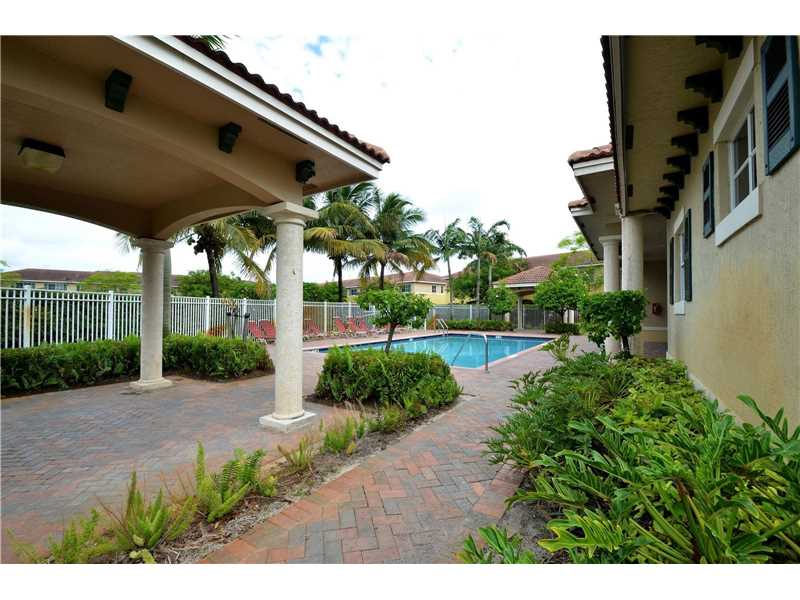 6055 SW 19 St #6055