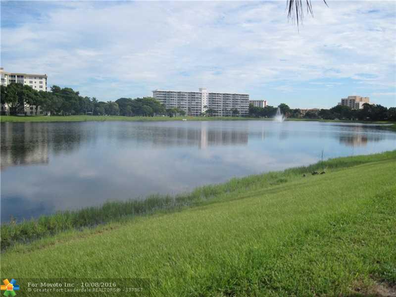 2911 N Palm Aire Dr #2911
