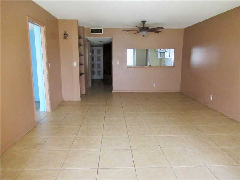 2202 S Cypress Bend Dr #102