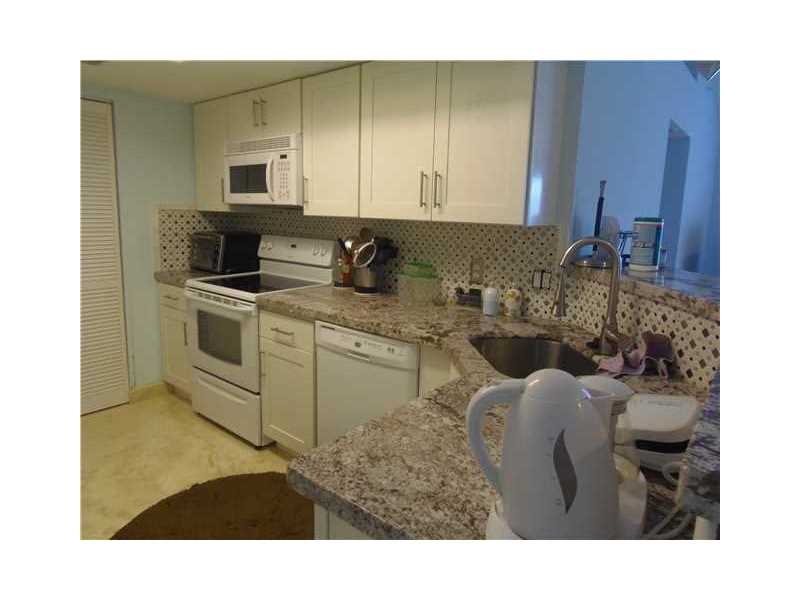 5065 Wiles Rd #306