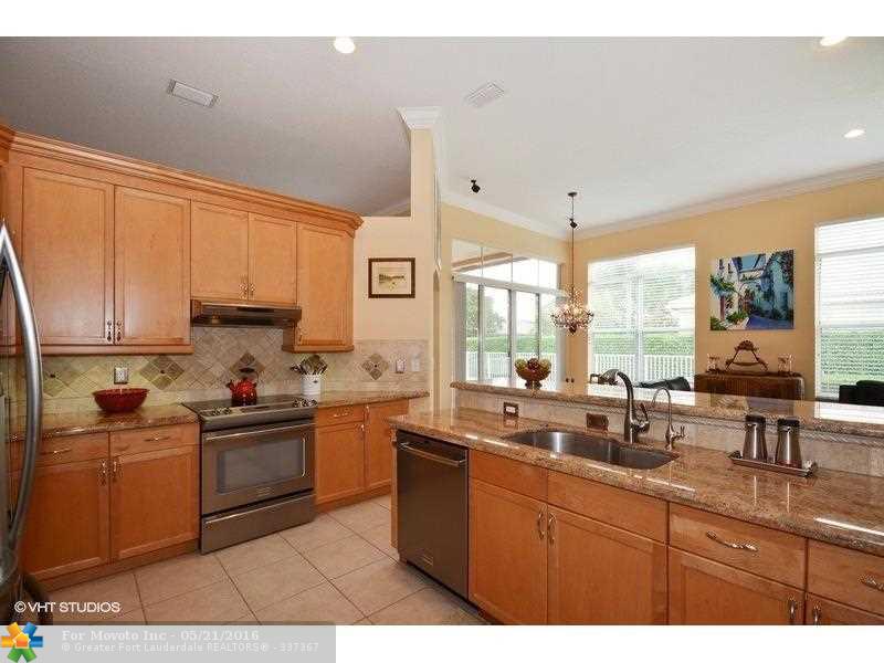5071 NW 112th Dr, Pompano Beach FL 33076