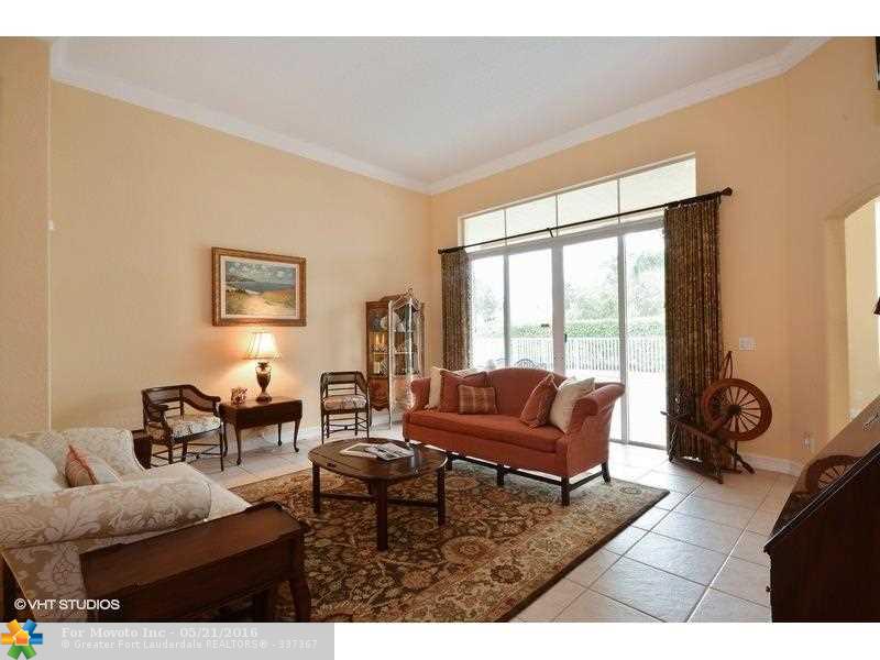 5071 NW 112th Dr, Pompano Beach FL 33076