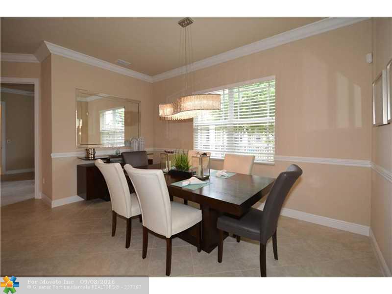 10321 Waterside Ct