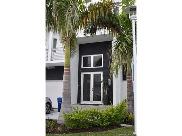 6840 NW 106th Ave