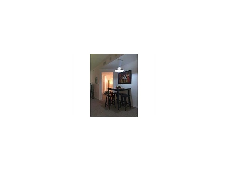 5085 NW 7th St #603