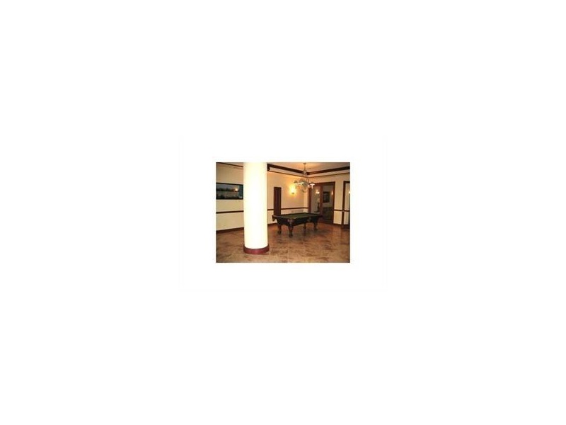 5085 NW 7th St #603