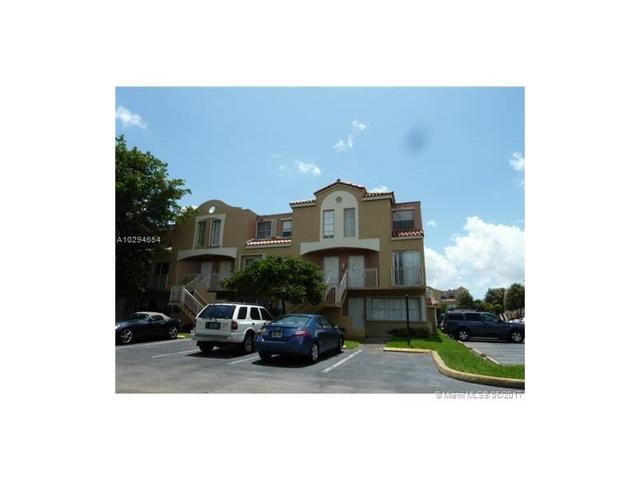 8893 Fountainebleau #202