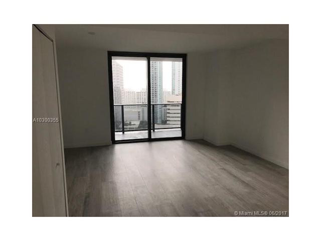 900 Biscayne Blvd #3905