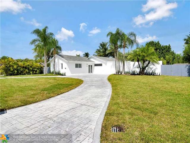 726 NW 3rd St