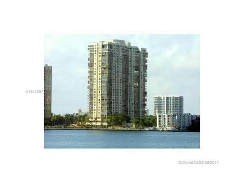 2333 Brickell Ave #211