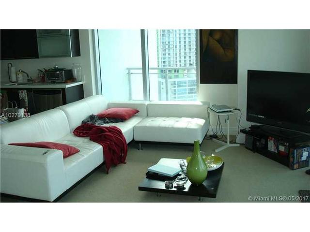 90 SW 3rd St #2113