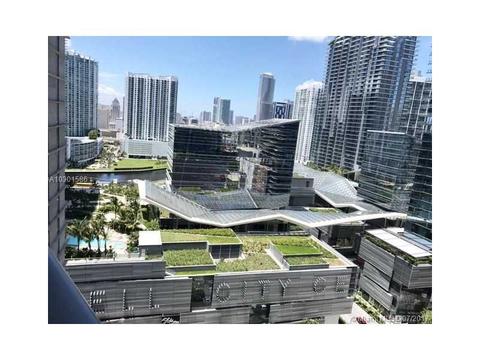 55 SW 9th St #2901