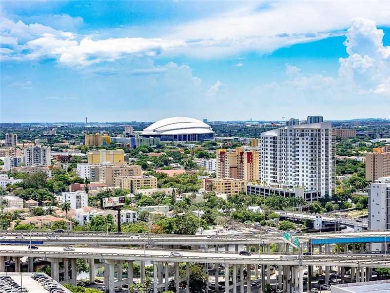For Sale: 90 SW 3rd St #2609 Miami, FL 33130