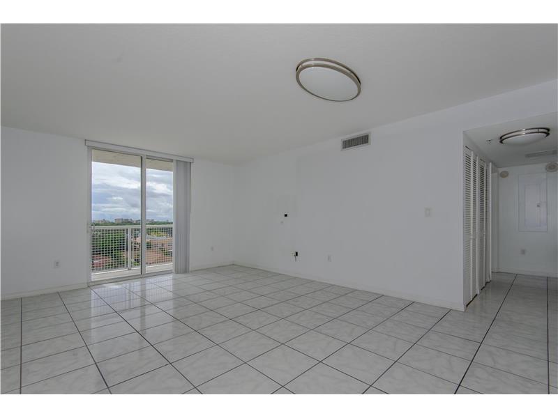 900 SW 8th St #603