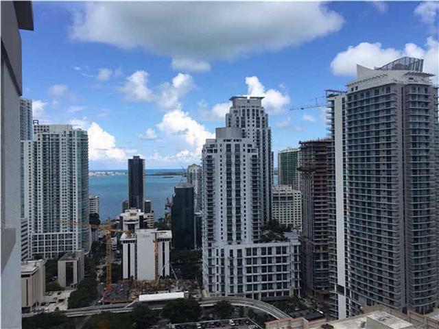 999 SW 1 Ave #3204