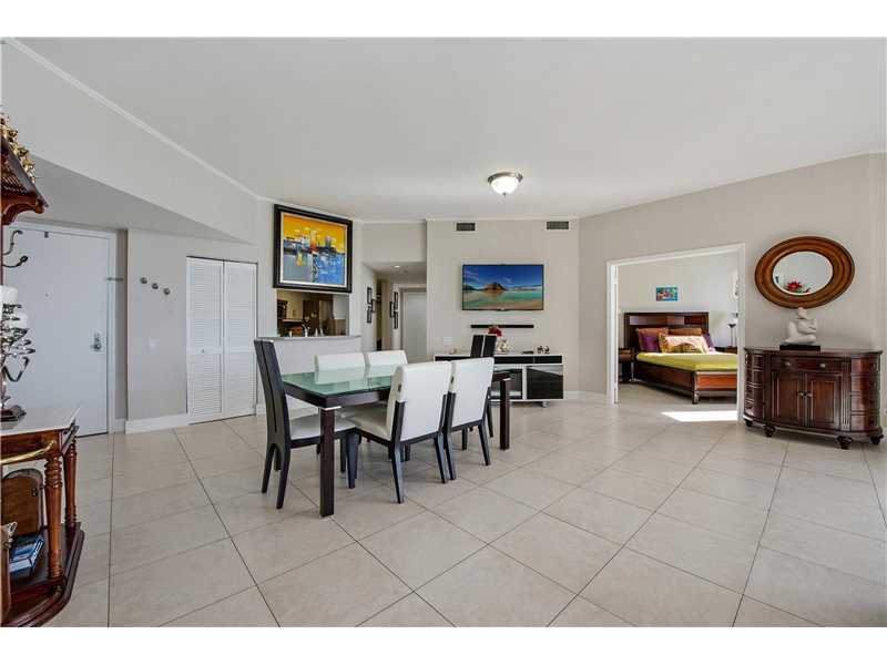 701 Brickell Key Blvd #LPH-12