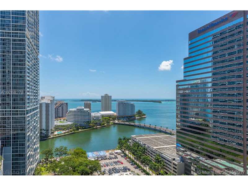 88 SW 7 St #1608