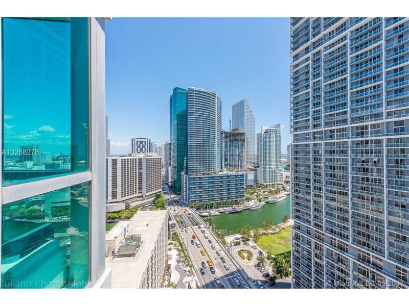 88 SW 7 St #1608