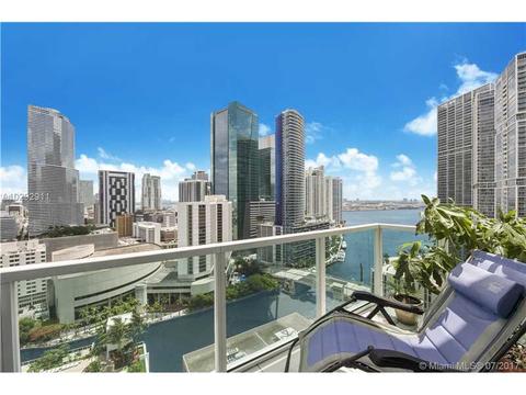 41 SE 5th St #1417