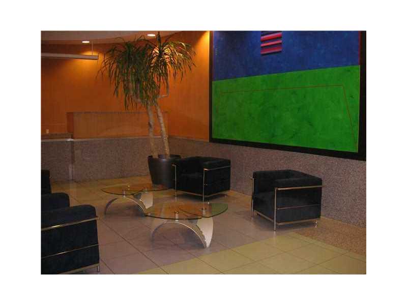1200 Brickell Bay Dr #1720