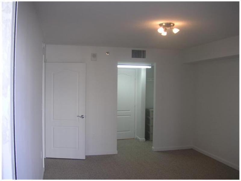 1200 Brickell Bay Dr #1720