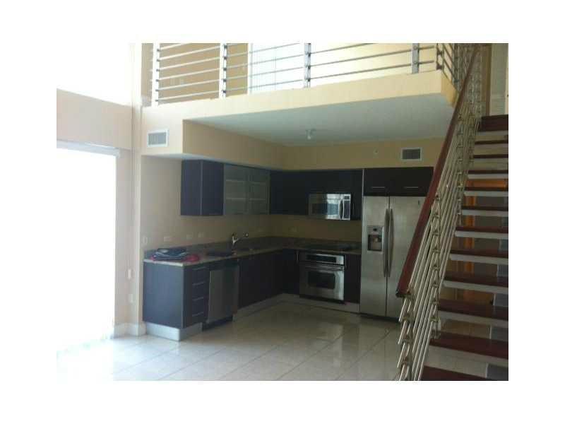 41 SE 5th St #1905