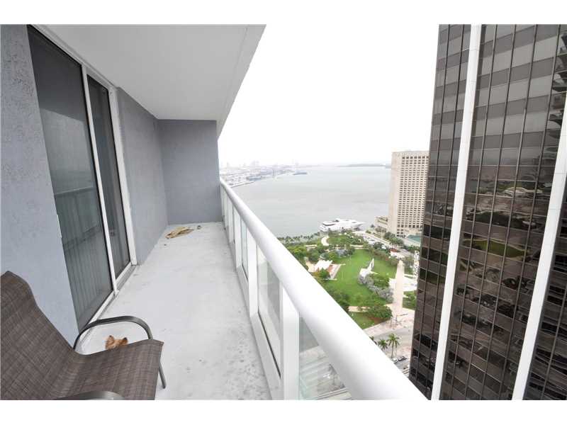 50 Biscayne Blvd #3411