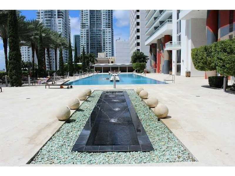 50 Biscayne Blvd #3411