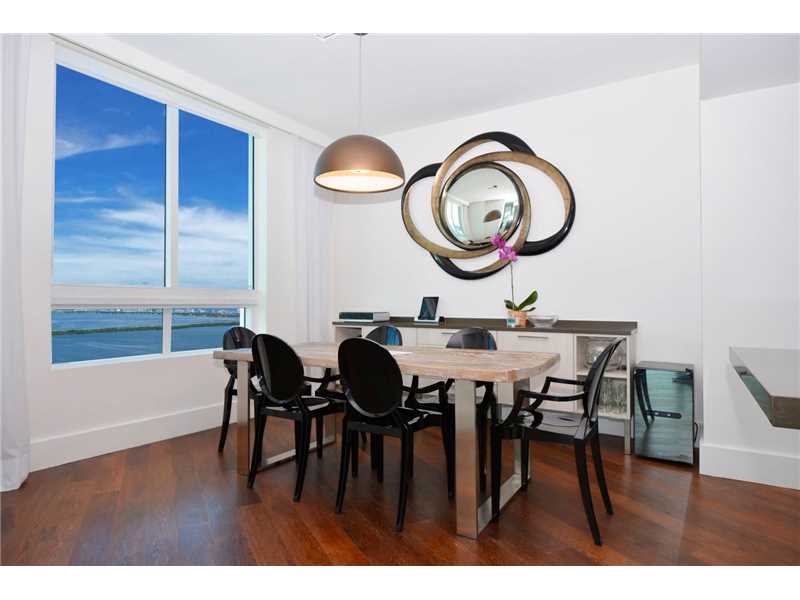 1900 N Bayshore Dr #4412