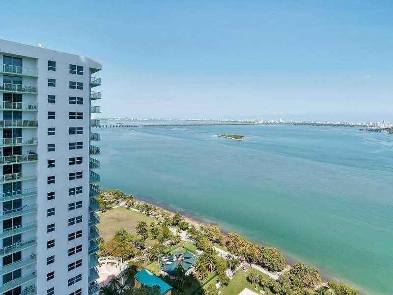 1750 N Bayshore Dr #3201