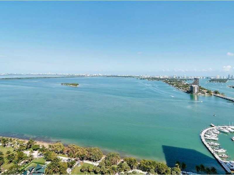 1750 N Bayshore Dr #3201