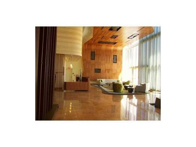 50 Biscayne Blvd #2907